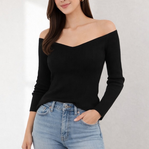 Tuckernuck Sweaters - NWT Tuckernuck Chic Minimalist Black Off Shoulder Knit Top Retail$128